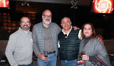  David Manzo, Toño Villalba, Eduardo Martínez y Eli Márquez.