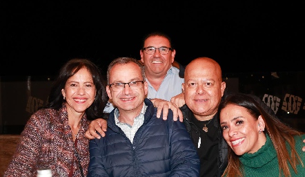  Pilar Álvarez, Luis Manzo, Memo Cueto, Jorge Aguilar y Rebeca Moreno.