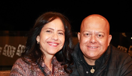  Pilar Álvarez y su esposo, Jorge Aguilar.
