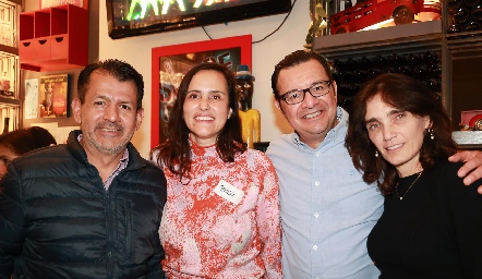  Obed Gutiérrez, África González, Roberto Pérez y Minerva Nesme.