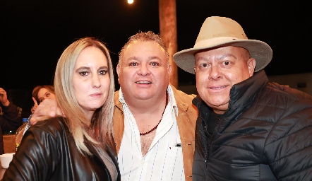  Ximena Ocejo, Paco Armendáriz y Jorge Aguilar.