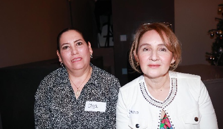  Olga Parra y Ema del Carmen Moreno.