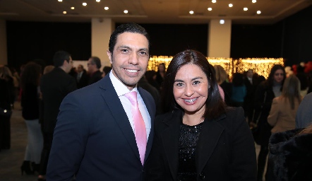  César Orellana y Carla Cruz.