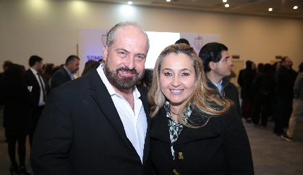  Guillermo Enríquez y Antonia Castillo.