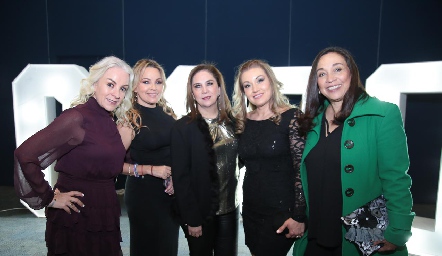  Mónica Aguiñaga, Made Ricavar, Lilia Acuña, Montse Elizondo y Nora Almendarez.