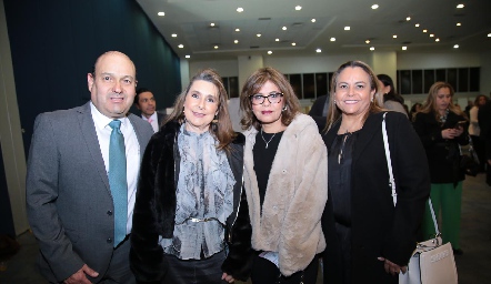  Oscar González, Marisol Hernández, Rocío Padilla y Carla Zulayca.