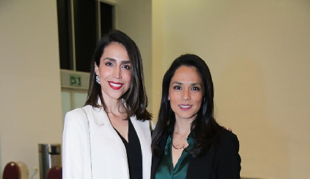  Estela Yáñez y Fernanda González.