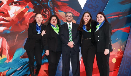  Mayleth del Villar, Roxana Díaz, Javier Jaramillo, Diana Sánchez y Aldanely Govea.