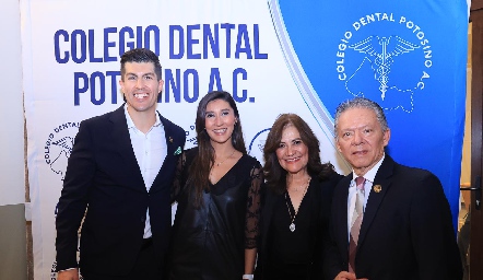  Dr. Daniel Arguelles, Natalia Ostos, Gladis Castellano y Dr. Javier Castro.