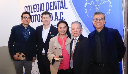  Noé Pecina, Dr. Daniel Arguelles, Sol Pastrana, Dr. Javier Castro y Abner Escobedo.