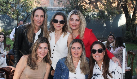  Liliana Marti, Daniela Calderón, Jade Leija, Consuelo Fernández, Beatriz Villegas y Claudia Altamirano.