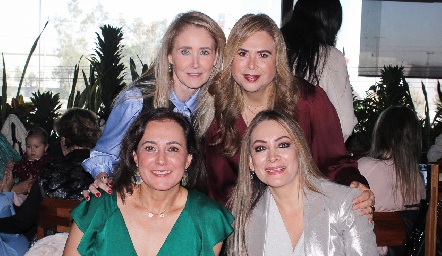  Sandra Revilla, Pili Díaz de León, Susana Salgado y Doris Gandy.