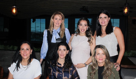  Sandra Revilla, Marijó Ascanio, Liz García, Marcela de la Maza, Alicia Tanus y Karina Vita.