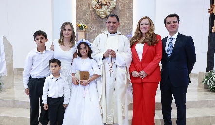  Víctor Huerta, Ana Isabel Navarro, Ana Jose Huerta, Erika Huerta, Víctor Huerta y Lorenzo Huerta con el Padre.