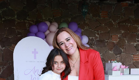  Ana Jose Huerta y su madrina Erika Huerta.