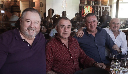  Patricio Mendizabal, Javier Alcalde, Miguel Bárcena y Tomás Alcalde.