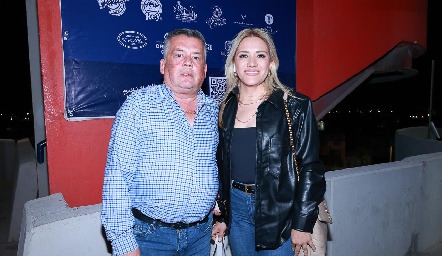  Esteban Nava y Diana Barbosa.