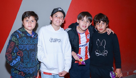  Francisco, Pablo, Andrés y Luis.