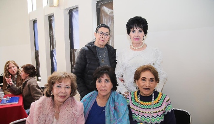  Carmela Alonso, Adela de la Rosa, Mari Carmen Morales,Lucy Compran y Lucy Stahl .