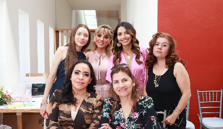  Estefanía Ruiz, Marifer Méndez, Lorena González, Malú Castillo, Judith González y Liliana Torres.