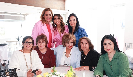  Danaé Enríquez, Lorena González, Carla Ruiz, Adriana Ávila, María de Jesús, Lety de Enríquez, Lore González e Itzel Cárdenas.