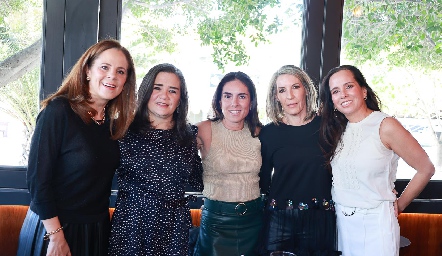  Paty Fernández, Cecilia Compean, Pelu Ávila, Elena Sampere y Beba Montelongo.