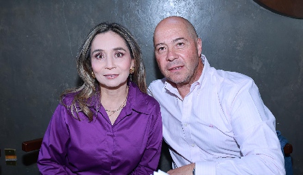  Yolanda Álvarez y Alejandro Gaviño.