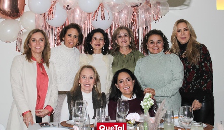  Bety Lavín, Diana Villegas, Yolanda Aguillón, Yolanda Payan, Tita Aguillón, Claudia Hermosillo, Laura Rodríguez y Laura Lavín.