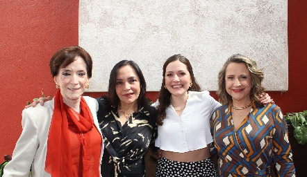  Lucía, Lucía, Fernanda y Alicia.