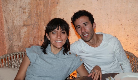  Claudia Díaz de León y Rodrigo Rojo.