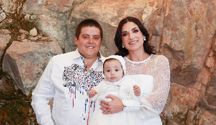  Aurelio Cadena y Carla Moreno con su hija, Valentina.