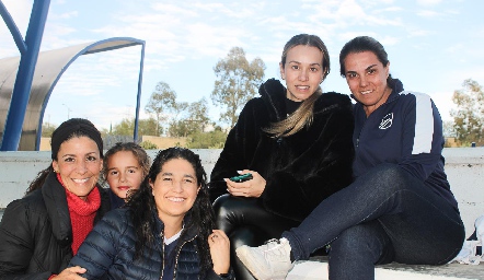  Marifer Bernal, Martha Morales, Marcela Rubio y Belén Leboreiro.