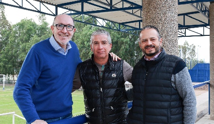  Guillermo Domínguez, Juan Carlos y Miguel Delgado.