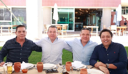  Alejandro Martínez, Eduardo Pérez, Omar Sánchez y Ricardo Delgado.