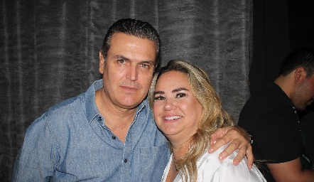  Huicho Fernández y Daniela Benavente.