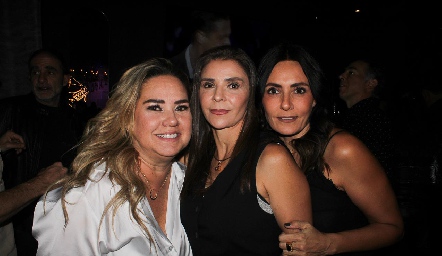  Daniela Benavente, Lupita Mercado y Claudia Artolózaga.