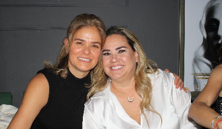 Marcela Benavente y Daniela Benavente.