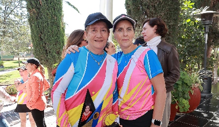  Laura Faz y Sandra Correa.