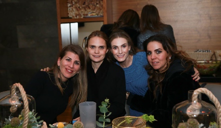  Sofía Múzquiz, Miriam García, Carla Huber y Fernanda Castillo.
