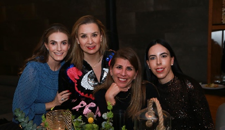  Carla Huber, Yaneth Rodríguez, Sofía Múzquiz y Mariana Tobías.