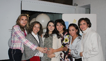  Bertha Barragán, Gaby Cubillas, Miriam Ortiz, Maricarmen Haro, Pita Cosío y Clara Duarte.