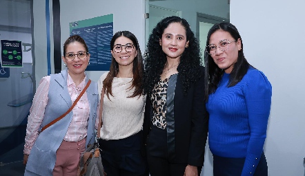  Jessica Hernández, Shegui Jauregui, Hilda y Dra. Adriana.