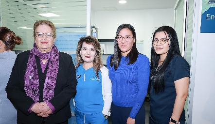  Isabel Cristina Macías, Martha Borjas, Adriana y Elitania Maldonado.