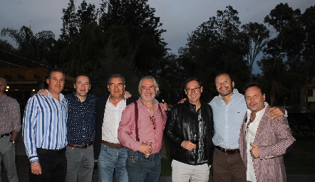 Paco González, Marcelo González, Pavel Elizalde, Rafael Piñero, Carlos Celis, Jorge Ledezma y René González.