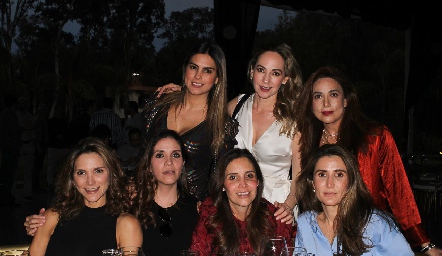  Bárbara Berrones, Lilia Medina, Gaby Martínez Castro, Ana Lía Maggiori, Ana Meade, Ana Lu Díaz de León y Lourdes Orozco.