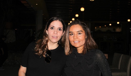  Ana Elena Meade y Lorena Torres.
