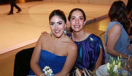  Katy Díaz de León y Marisa Espinolo.