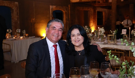  Juan Carlos Cuéllar y Alma Patricia Vázquez.