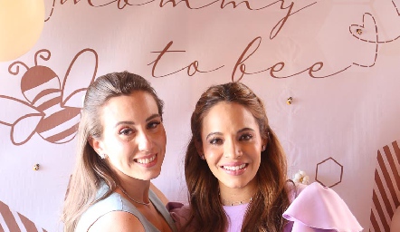  Patty De Antuñano y Fer Paredes.