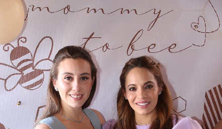 Patty De Antuñano y Fer Paredes.